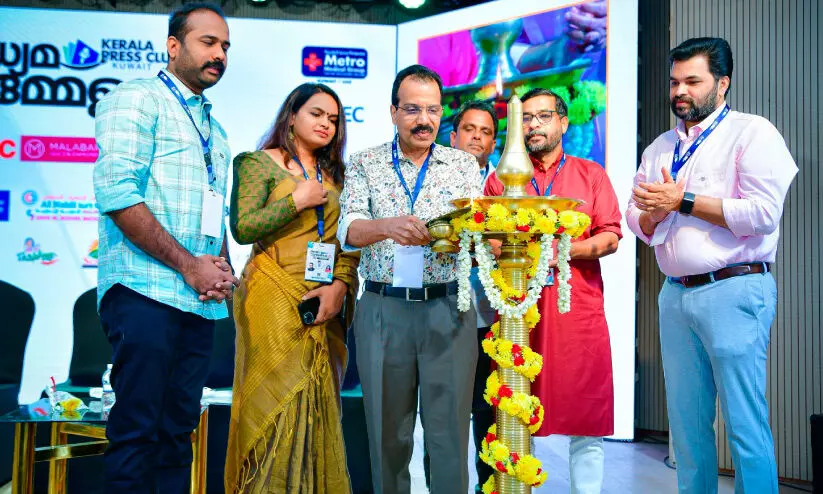 മാ​ധ്യ​മ​രം​ഗം അ​തി​വേ​ഗ മാ​റ്റ​ത്തി​ന്റെ ഘ​ട്ട​ത്തി​ൽ -ജോ​ണി ലൂ​ക്കോ​സ്