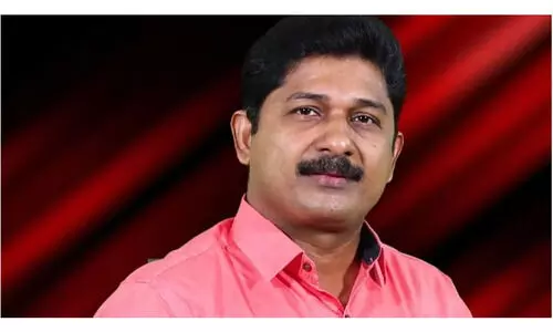 അനന്തുവിന്‍റെ മരണം രാഷ്ട്രീയവത്ക്കരിക്കരുത്, എല്ലാവരും ഒന്നിച്ചു നിൽക്കണം - എം. സ്വരാജ്