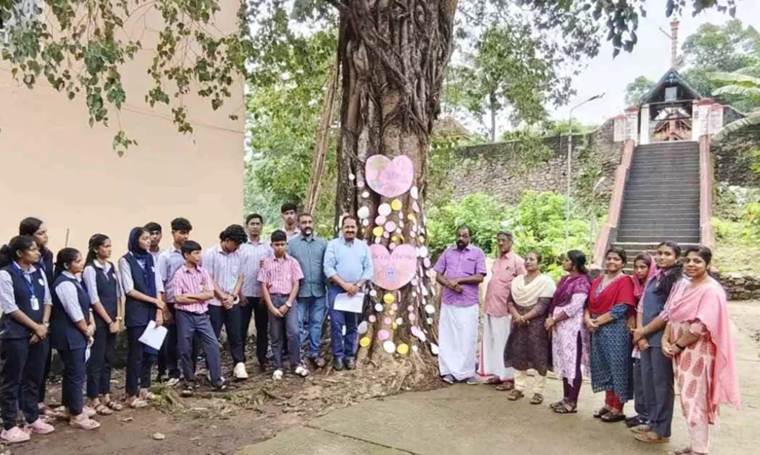 വൃക്ഷ മുത്തശ്ശിക്ക് ആദരം നൽകി റാന്നി എം.എസ് ഹയർസെക്കൻഡറി സ്കൂൾ