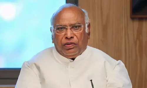 ജനാധിപത്യ കശാപ്പിന്റെ 11 വർഷങ്ങൾ -കോൺഗ്രസ്