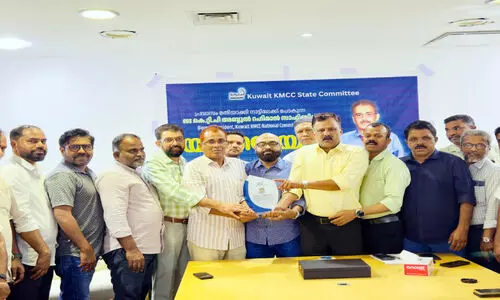 കെ.​ടി.​പി. അ​ബ്ദു​റ​ഹി​മാ​ന്‌ യാ​ത്ര​യ​യ​പ്പ്‌ ന​ൽ​കി