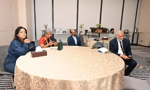 സോ​ഹോ ബ​ഹ്‌​റൈ​നി​ലെ​ത്തു​ന്നു; എ​ന്റ​ർ​പ്രൈ​സു​ക​ൾ​ക്കാ​യി സു​ര​ക്ഷി​ത​മാ​യ ഉ​ല ബ്രൗ​സ​ർ