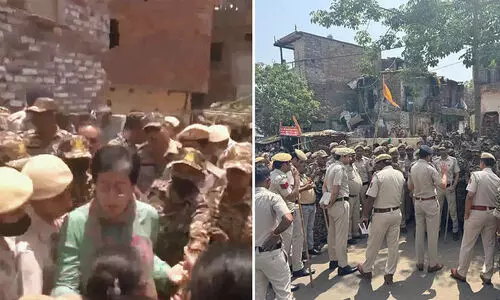 പൊളിക്കൽ നടപടികൾക്കെതിരെ പ്രതിഷേധം; ഡൽഹി പ്രതിപക്ഷ നേതാവ് അതിഷി അറസ്റ്റിൽ