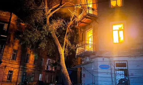 യുക്രെയ്നിൽ റഷ്യയുടെ വൻ വ്യോമാക്രമണം: മൂന്ന് മരണം