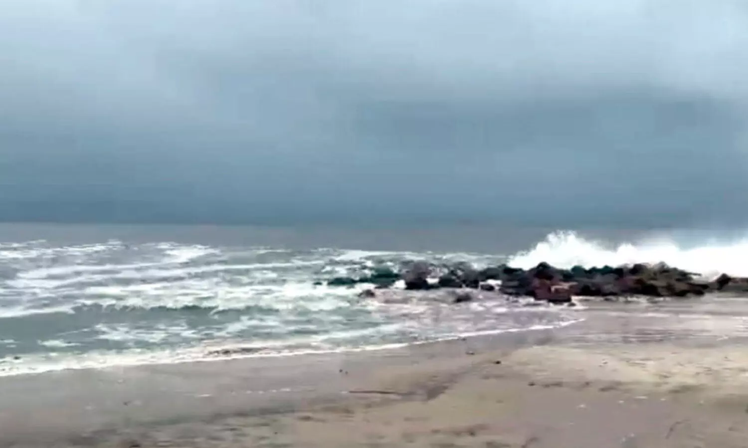 ചെല്ലാനത്തെ കടൽക്ഷോഭം; അടിയന്തര നടപടി വേണം -ഹൈകോടതി