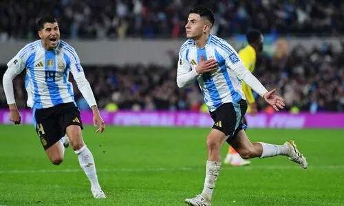 രക്ഷകനായി അൽമാഡ, അവസാന മിനിറ്റിലെ ഗോളിൽ കൊളംബിയയോട് സമനില പിടിച്ച് അർജന്‍റീന, എൻസോക്ക് ചുവപ്പ് കാർഡ്