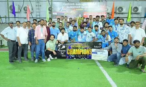 ന​ജ്‌​റാ​ൻ കെ.​എം.​സി.​സി സോ​ക്ക​ർ 2025: ഫോ​ക്ക​സ്‌ എ​ഫ്.​സി ടീം ​ജേ​താ​ക്ക​ൾ