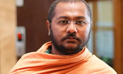 ഹിന്ദുമഹാസഭ ഇടതുപക്ഷത്തിന് പിന്തുണ നൽകിയിട്ടില്ല, നിലമ്പൂരിലുള്ളത് വ്യാജൻ; ഹിമവൽ ഭദ്രാനന്ദ