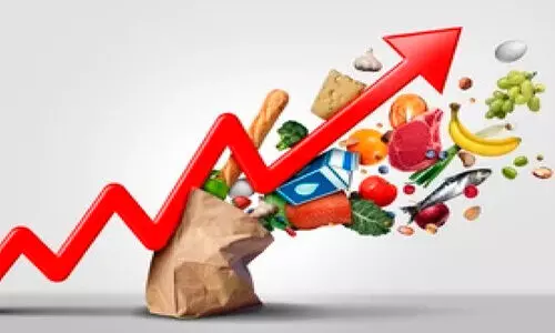 വിലക്കയറ്റം; അടുക്കള പൊള്ളുന്നു