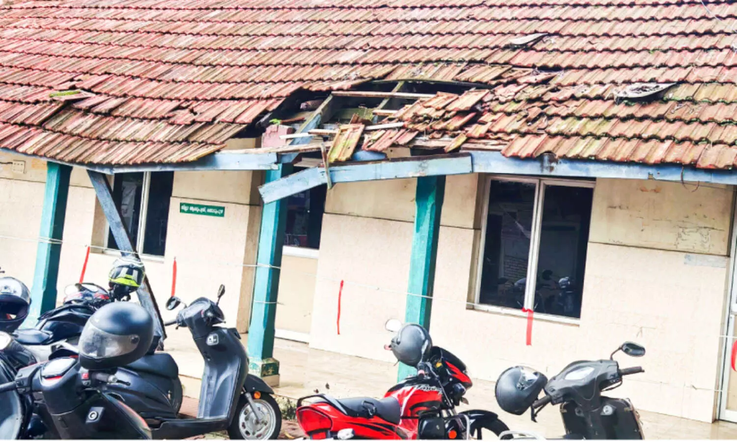 റേഡിയോളജിസ്റ്റിനെ തരൂസ്കാനിങ് റിസൽട്ട് തരാം...; അ​ടി​സ്ഥാ​നസൗ​ക​ര്യ​മി​ല്ലാ​തെ തൊ​ടു​പു​ഴ ജി​ല്ല ആ​ശു​പ​ത്രി