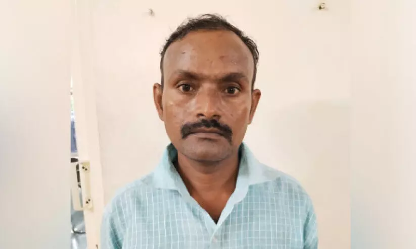 അ​ന​ധി​കൃ​ത​മാ​യി മ​ദ്യം വി​റ്റ​യാ​ൾ അ​റ​സ്റ്റി​ൽ