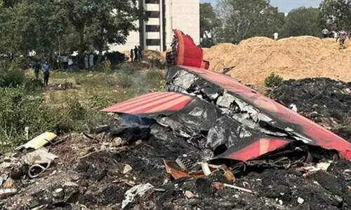 വിമാന ദുരന്തം: അഹ്മദാബാദിൽ നിന്ന് പ്രത്യേക ട്രെയിൻ സർവീസുകൾ പ്രഖ്യാപിച്ച് വെസ്റ്റേൺ റെയിൽവേ