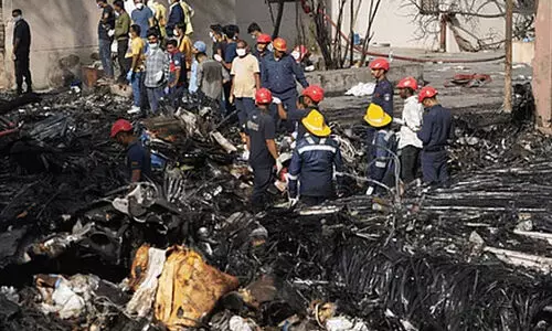 സീറ്റ് ബെൽറ്റണിഞ്ഞ് കത്തിക്കരിഞ്ഞ മൃതദേഹങ്ങൾ, ആർക്കും ആരെയും തിരിച്ചറിയാനാകുന്നില്ല; ഹൃദയഭേദകം ആശുപത്രി കാഴ്ചകൾ