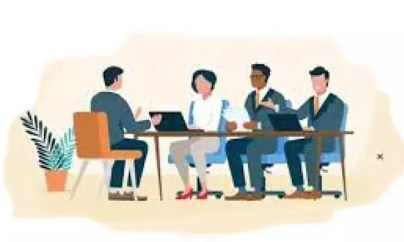 ജോലി ഒഴിവുകൾ 35,000; അപേക്ഷകർ 5500