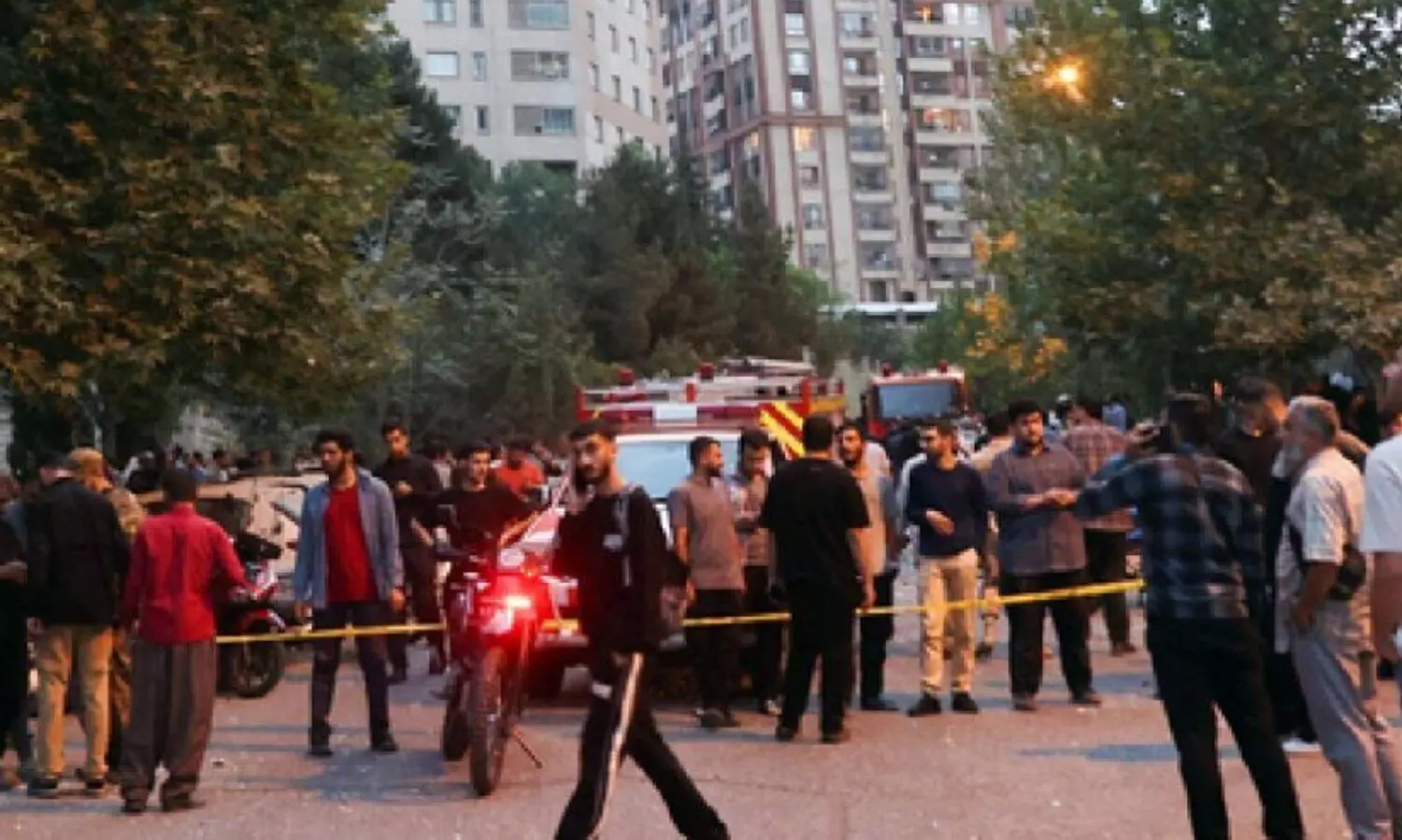 ‘ഇന്ത്യക്കാർ ജാഗ്രത പാലിക്കുക’; ഇസ്രായേൽ ആക്രമണത്തിനു പിന്നാലെ ഇറാനിലെ ഇന്ത്യൻ എംബസ്സിയുടെ മുന്നറിയിപ്പ്