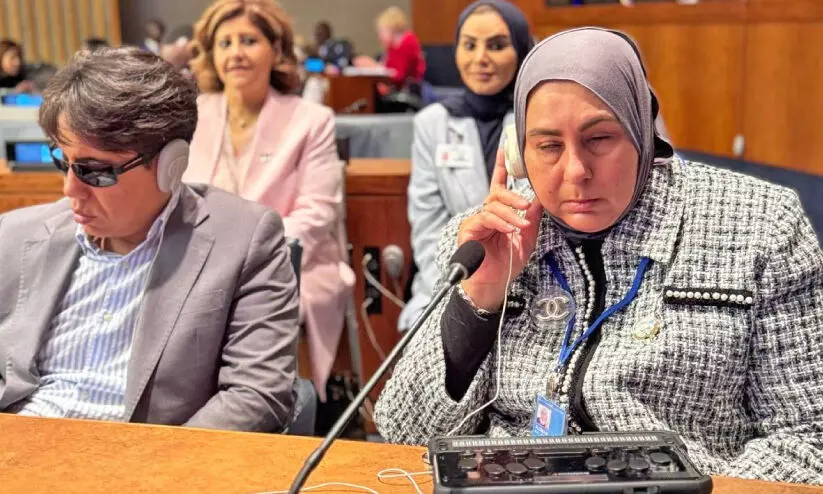 കാ​ഴ്ചവൈ​ക​ല്യ​മു​ള്ള​വ​രു​ടെ സ്വ​യംപ​ര്യാ​പ്ത​ത​ക്ക് എ.​ഐ