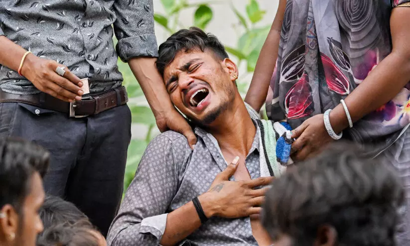 വി​മാ​ന ദു​ര​ന്തം: മരണ സഖ്യ ഉയരുന്നു