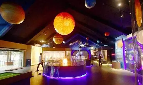 പ​ഴ​യ ചി​ന്ത​ക​ൾ തെ​റ്റ​ല്ല... പു​തി​യ ആ​കാ​ശം ശ​രി​യാ​ണ്