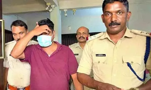 വ്യാ​ജ സ്വ​ർ​ണം പ​ണ​യ​പ്പെ​ടു​ത്തി ല​ക്ഷ​ങ്ങ​ളു​ടെ ത​ട്ടി​പ്പ്; ഒ​രാ​ൾ അ​റ​സ്റ്റി​ൽ