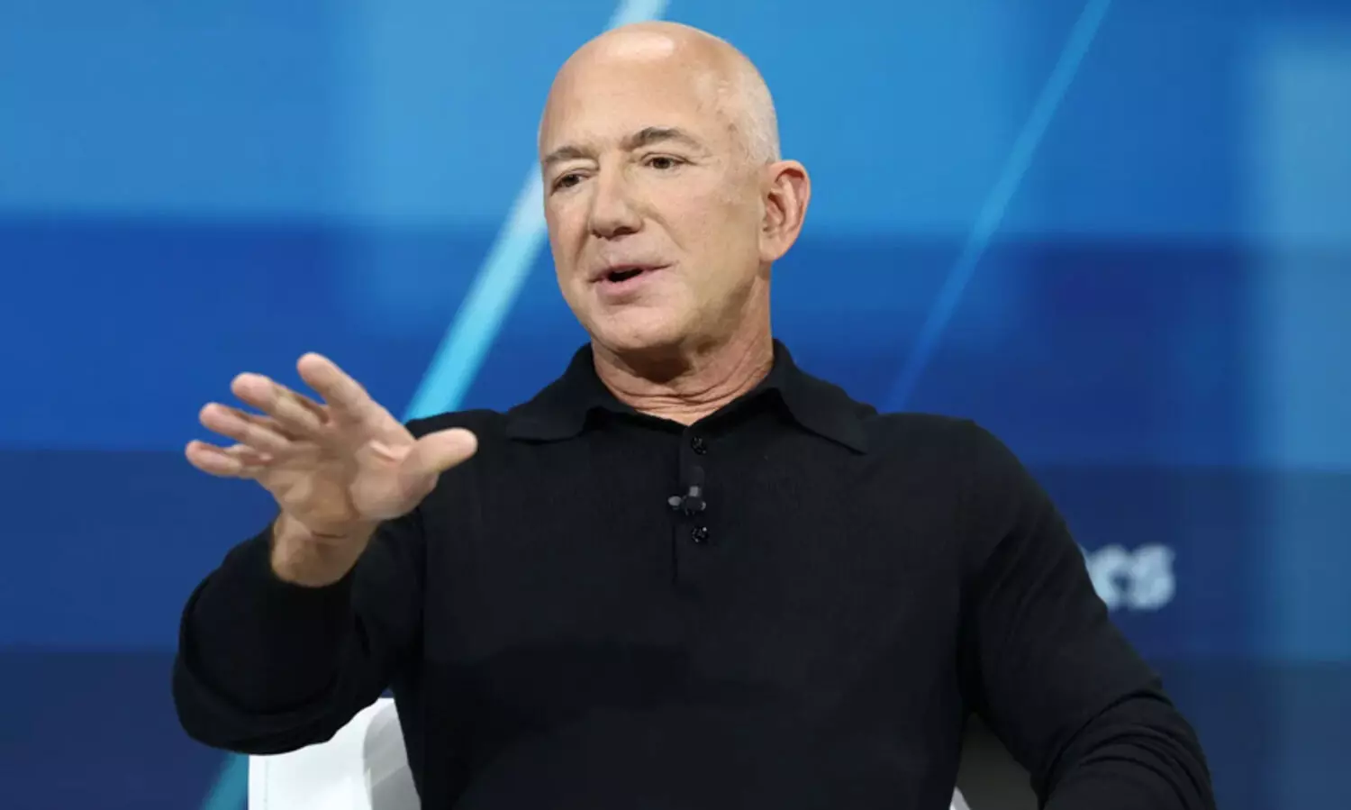 ശതകോടീശ്വരന്മാരുടെ പട്ടികയിൽ നിന്നും രണ്ടാം സ്ഥാനം കൈവിട്ട് ആമസോൺ മുൻ മേധാവി ജെഫ് ബെസോസ്, ഒന്നാമതാര് !