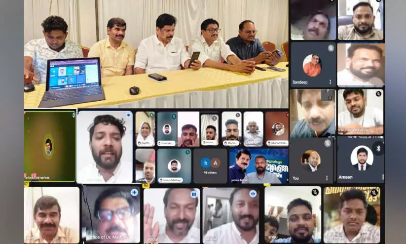 വി​ഭാ​ഗീ​യ രാ​ഷ്​​ട്രീ​യ​ത്തെ ഇ​ല്ലാ​താ​ക്കാ​ൻ നി​ല​മ്പൂ​രി​ൽ യു.​ഡി.​എ​ഫ് സ്ഥാ​നാ​ർ​ഥി​യെ വി​ജ​യി​പ്പി​ക്കു​ക -പാ​ണ​ക്കാ​ട് മു​ന​വ്വ​റ​ലി ശി​ഹാ​ബ് ത​ങ്ങ​ൾ