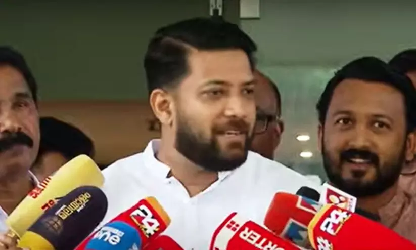 Shafi Parambil, Rahul Mamkootathil