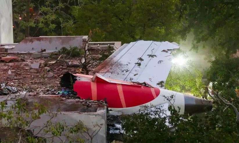 ഭൂരിഭാഗം വിമാനാപകടങ്ങളും സംഭവിക്കുന്നത് ലാൻഡിങ്ങിലും ടേക്ക് ഓഫിലും, എന്തുകൊണ്ട്?