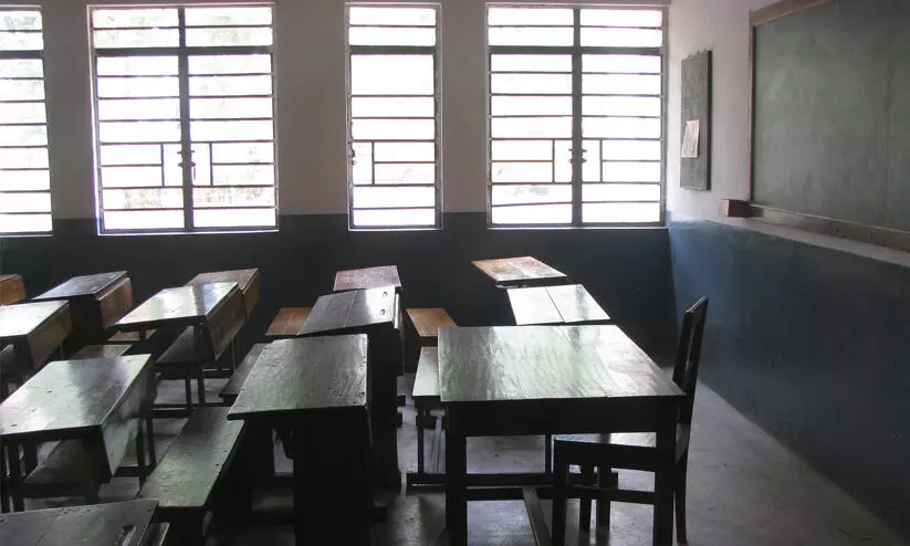 മ​ല​യാ​ളം മി​ഷ​ൻ ക്ലാ​സ് ആ​രം​ഭി​ച്ചു