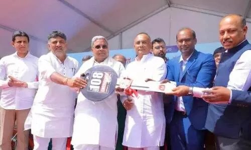 108 ആം​ബു​ല​ൻ​സ്; ഇ​നി ആ​രോ​ഗ്യ​വ​കു​പ്പ് നേ​രി​ട്ട് സ​ർ​വി​സ് ന​ട​ത്തും