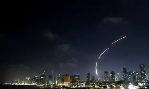 രണ്ടുംകൽപ്പിച്ച് ഇറാൻ; യു.എസ്, യു.കെ, ഫ്രാൻസ് സൈനിക കേ​ന്ദ്രങ്ങൾ ആക്രമിക്കുമെന്ന് പ്രഖ്യാപനം