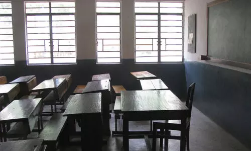 മ​ല​യാ​ളം മി​ഷ​ൻ ക്ലാ​സ് ആ​രം​ഭി​ച്ചു