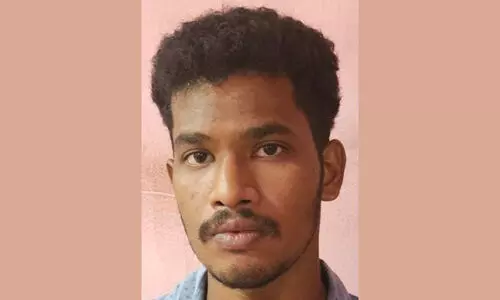 പതിനാലുകാരിയുമായി അടുപ്പത്തിലായശേഷം നഗ്നചിത്രങ്ങൾ കൈക്കലാക്കി; യുവാവ് പിടിയിൽ