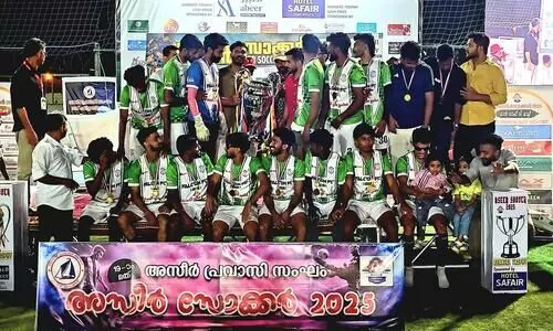 അ​സീ​ർ സോ​ക്ക​ർ 2025; വി​ന്ന​ർ ഫാ​ൾ​ക്ക​ൻ എ​ഫ്.​സി ടീം ​ജേ​താ​ക്ക​ൾ