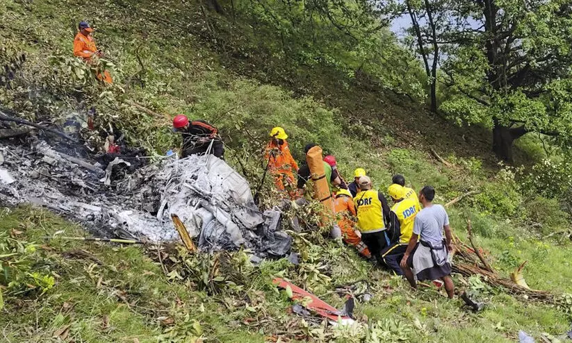 കേദാർനാഥ് അപകടം: ചാർധാം റൂട്ടിലെ ഹെലികോപ്റ്റർ സർവിസ് രണ്ടുദിവസത്തേക്ക് നിർത്തി