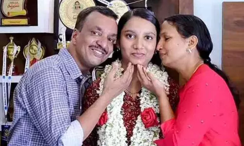 പൊതുവിദ്യാലയത്തിന്റെ കരുത്തിൽ തിളങ്ങി ദീപ്നിയ