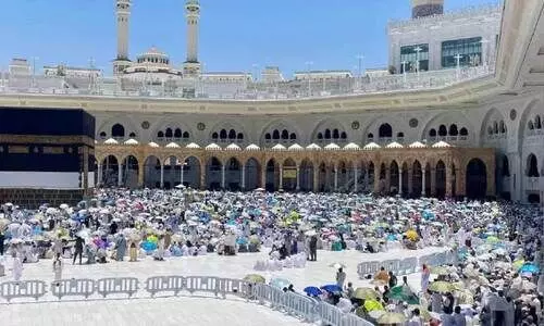 ഉം​റ സീ​സ​ൺ​ പ​ദ്ധ​തി മു​ഹ​റം ആ​ദ്യം മു​ത​ൽ -ഇ​രു​ഹ​റം പ്ര​സി​ഡ​ൻ​സി