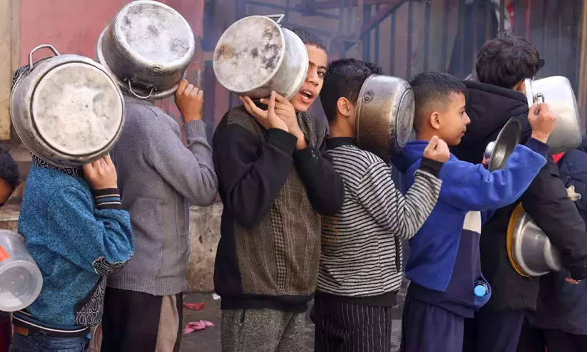 ഗസ്സയി​ൽ ഭക്ഷണ വിതരണ കേന്ദ്രങ്ങളിലടക്കം ആക്രമണം; 23 മരണം