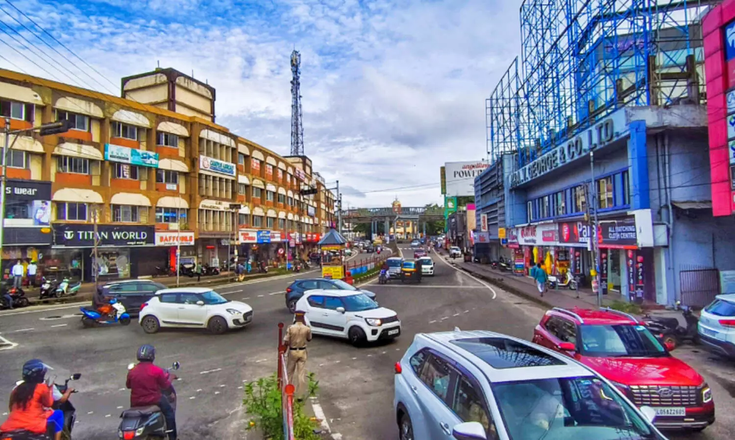 ബേക്കർ ജങ്​ഷനിൽ ട്രാഫിക്​ പരിഷ്കാരം; കുമരകം റോഡിൽനിന്ന്​ വരുന്ന ബസുകൾ ഇന്നു മുതൽ ശാസ്ത്രി റോഡിലേക്ക്