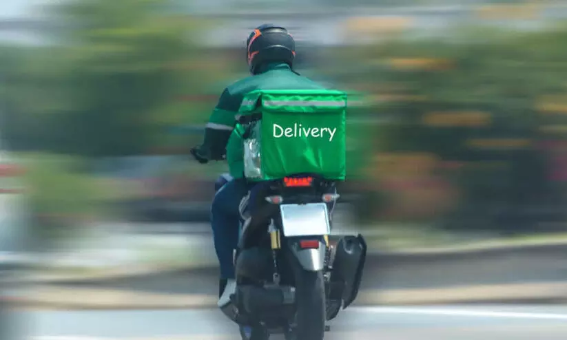 ബഹ്റൈനിലെ ഉച്ചവിശ്രമ നിയമം ഡെലിവറി ഡ്രൈവർമാർക്കും പെട്രോൾ സ്റ്റേഷൻ ജീവനക്കാർക്കും കൂടി ബാധകമാക്കണം - എംപി ഡോ. മറിയം അൽ ധഈൻ ബഹ്റൈനിലെ ഉച്ചവിശ്രമ നിയമം ഡെലിവറി ഡ്രൈവർമാർക്കും പെട്രോൾ സ്റ്റേഷൻ ജീവനക്കാർക്കും കൂടി ബാധകമാക്കണം - എംപി ഡോ. മറിയം അൽ ധഈൻ