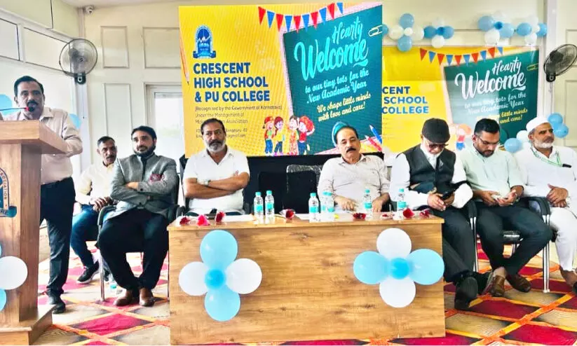 കുരുന്നുമക്കൾ വേർതിരിവുകൾക്ക് അതീതമായി പഠിച്ചു വളരണം; അഡ്വ.പി. ഉസ്മാൻ കുരുന്നുമക്കൾ വേർതിരിവുകൾക്ക് അതീതമായി പഠിച്ചു വളരണം; അഡ്വ.പി. ഉസ്മാൻ