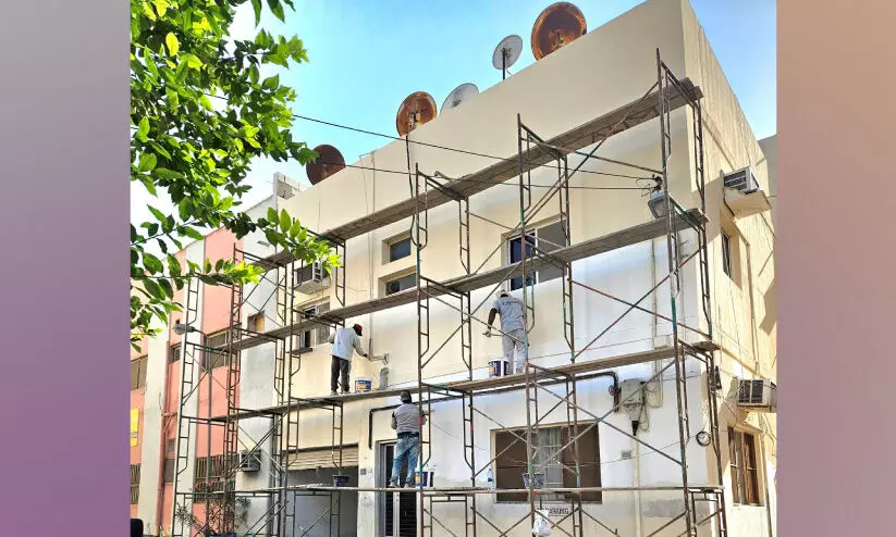 വേ​ന​ൽ​ക്കാ​ല തൊ​ഴി​ൽ   നി​രോ​ധ​നം നി​ല​വി​ൽ​വ​ന്നു