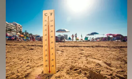 ചൂ​ട്​ ക​ന​ക്കു​ന്നു; ദു​ബൈ​യി​ൽ സ​ർ​ക്കാ​ർ ജീ​വ​ന​ക്കാ​ർ​ക്ക് ഇ​ള​വ്