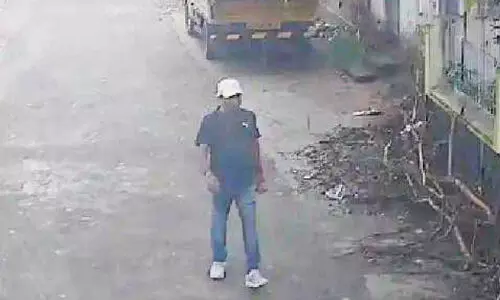 മേയർക്കെതിരെ വധഭീഷണിയുമായി യുവാവ്