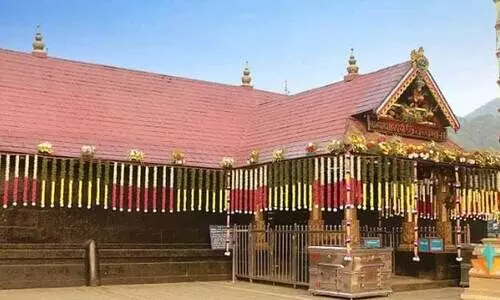 ശബരിമലയിൽ മലകയറ്റത്തിനിടെ രണ്ടുപേർ കുഴഞ്ഞു വീണു മരിച്ചു