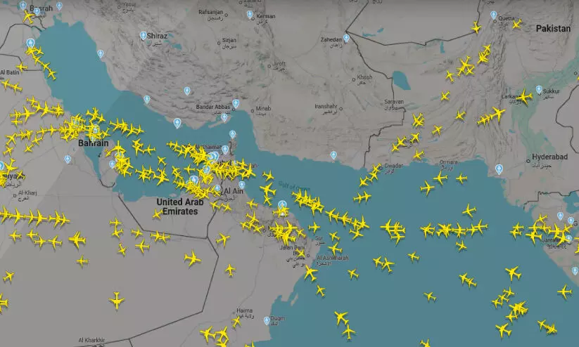 വ്യോ​മ​പാ​ത​യി​ൽ തി​ര​ക്ക്​; വി​മാ​ന സ​ർ​വി​സു​ക​ൾ റ​ദ്ദാ​ക്കു​ന്നു
