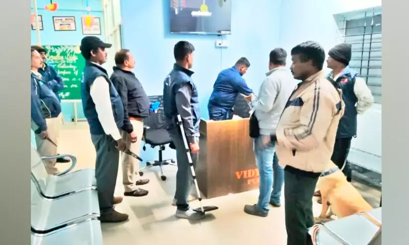 സൗധ ഗ്രൂപ്പ് വിദ്യാഭ്യാസ സ്ഥാപനങ്ങൾക്ക് ബോംബ് ഭീഷണി സൗധ ഗ്രൂപ്പ് വിദ്യാഭ്യാസ സ്ഥാപനങ്ങൾക്ക് ബോംബ് ഭീഷണി