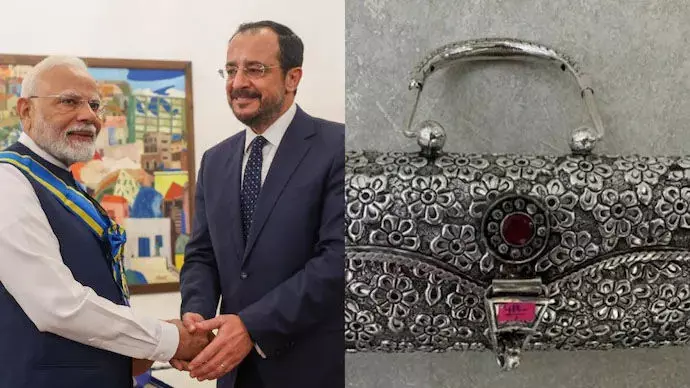 സൈപ്രസ് പ്രസിഡന്‍റിന് കശ്മീരി പരവതാനി, ഭാര്യക്ക് വെള്ളി ക്ലാച്ച് പഴ്സ്, മോദി സമ്മാനിച്ചത് മനോഹരമായ സമ്മാനങ്ങൾ