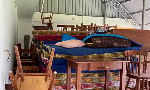 വ​നി​ത ഫു​ട്ബാ​ൾ അ​ക്കാ​ദ​മി ഹോ​സ്റ്റ​ൽ ഒ​ഴി​പ്പി​ച്ച​തോ​ടെ പ​ഠ​ന​വും പ​രി​ശീ​ല​ന​വും  അ​വ​താ​ള​ത്തി​ലാ​യി ഫു​ട്ബാ​ൾ താ​ര​ങ്ങ​ൾ