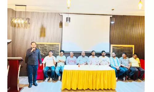 ട്വിൻസ് എന്മകജെ ടീമിനെ ആദരിച്ചു