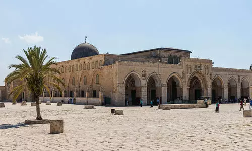 ഇറാനുമായുള്ള സംഘർഷം; അൽ അഖ്സ മസ്ജിദ് അടച്ച് ഇസ്രായേൽ സൈന്യം